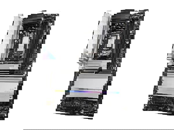 GIGABYTE B650 AERO G